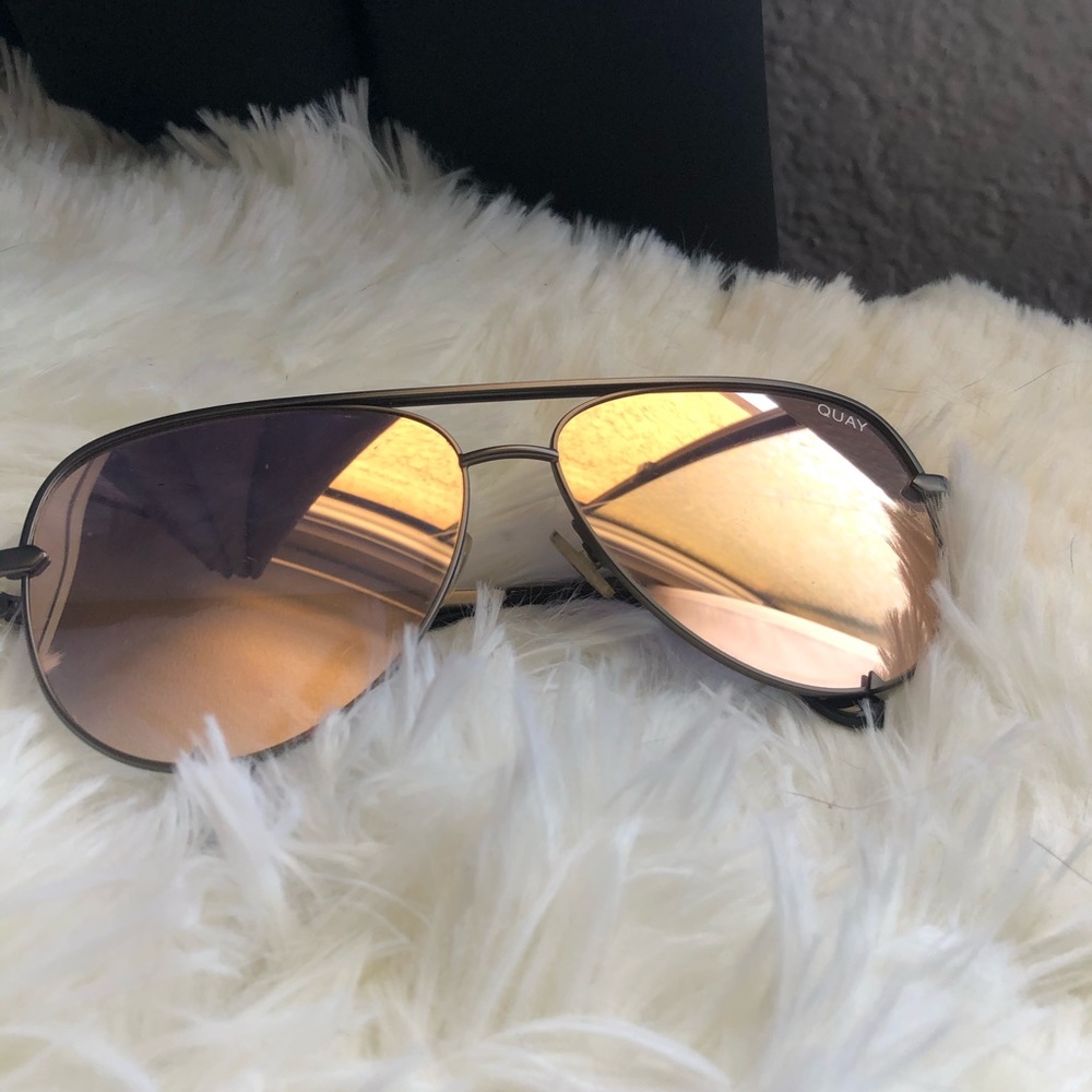 Quay X Desi Highkey Sunglasses